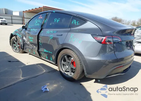 2022 Tesla Model Y Performance Dual Motor All-Wheel Drive from USA, damaged, VIN 7SAYGDEF4NF375954